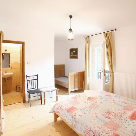 Alojamento de Acomodação e Pequeno-almoço Hubertus